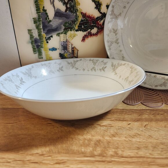 Fine China of Japan Gray & White Roses Adele 9" Serving Bowl Set of 2 - Picture 6 of 8